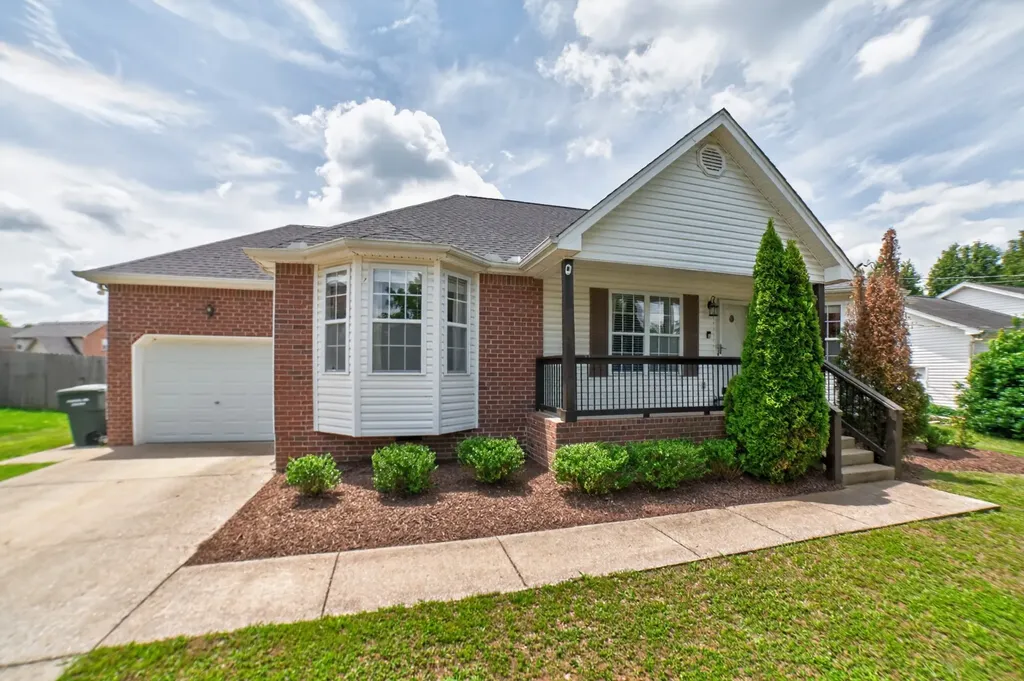 929 Pebble Beach Circle Mount Juliet TN 37122