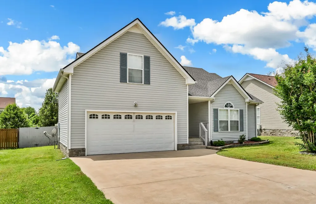 3736 Kendra Ct, N Clarksville TN 37040