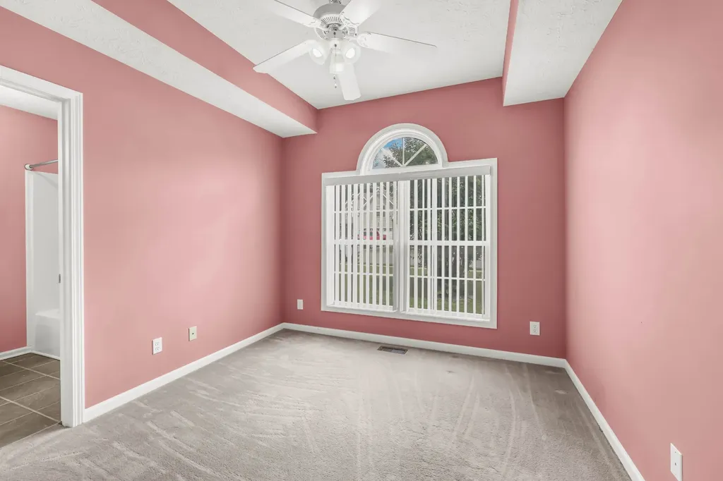 3736 Kendra Ct, N Clarksville TN 37040