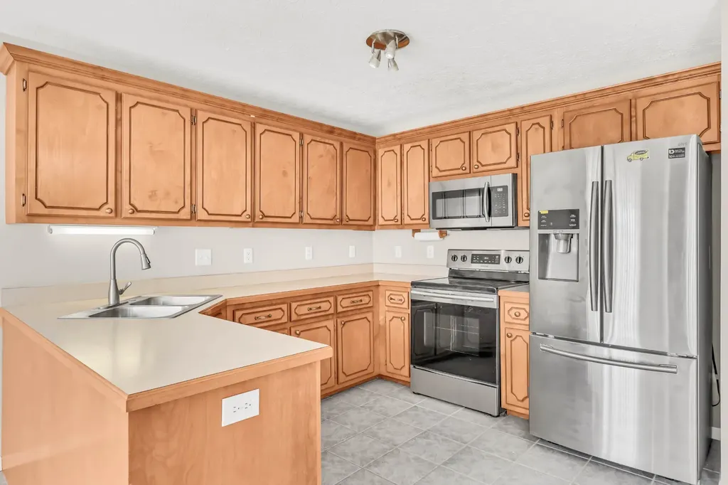 3736 Kendra Ct, N Clarksville TN 37040