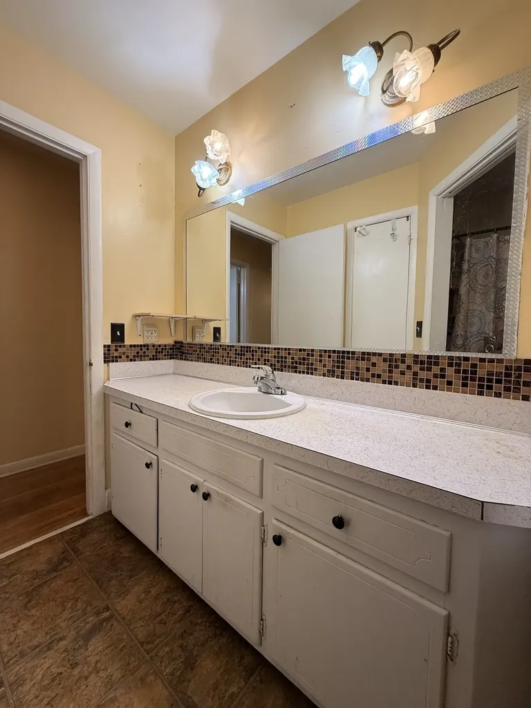 4409 Andrew Jackson Parkway Hermitage TN 37076