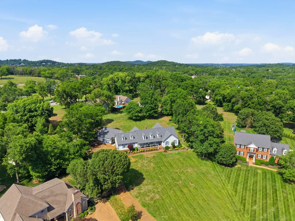 1113 Shawnee Court Brentwood TN 37027