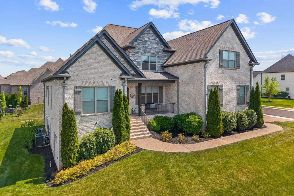 2050 Autumn Ridge Way Spring Hill TN 37174