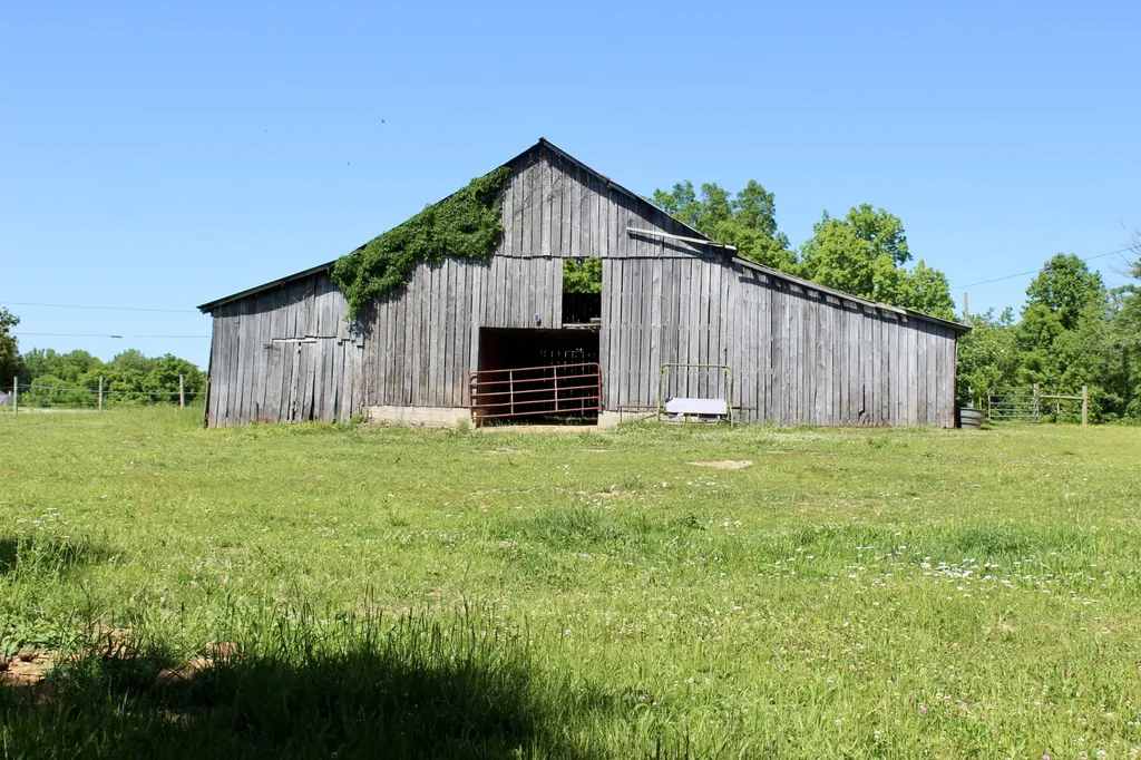 0 Hall Road Greenbrier TN 37073