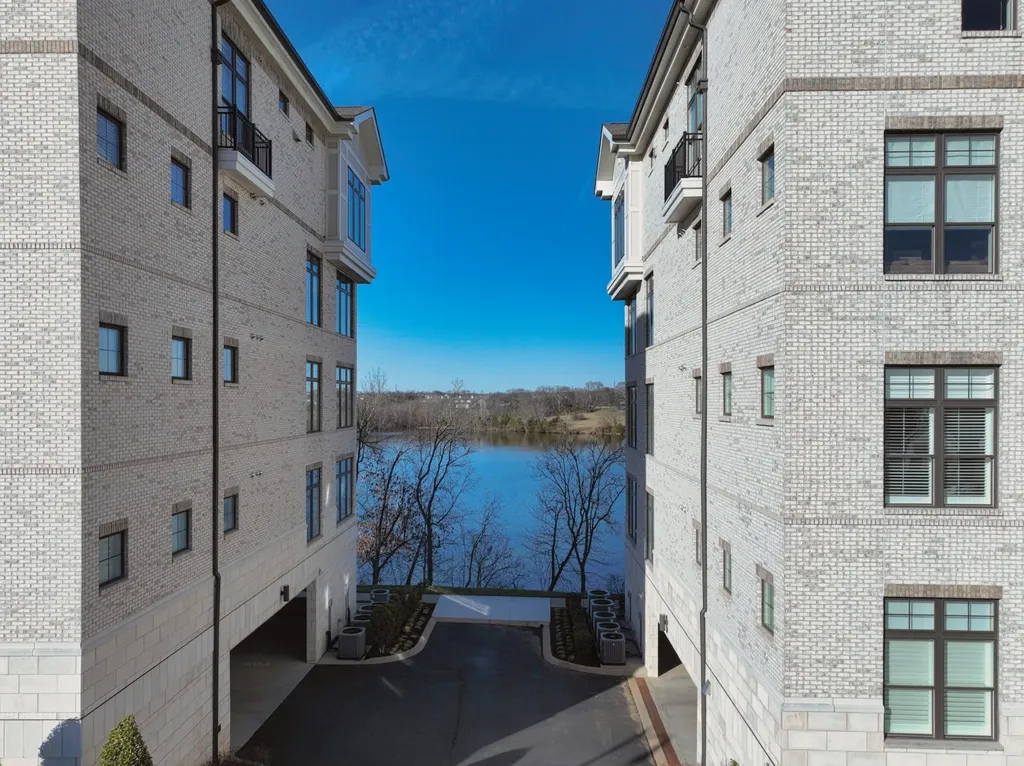 1024 Club View Drive Gallatin TN 37066