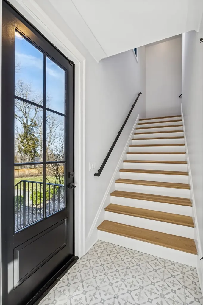 4520 Shys Hill Road Nashville TN 37215