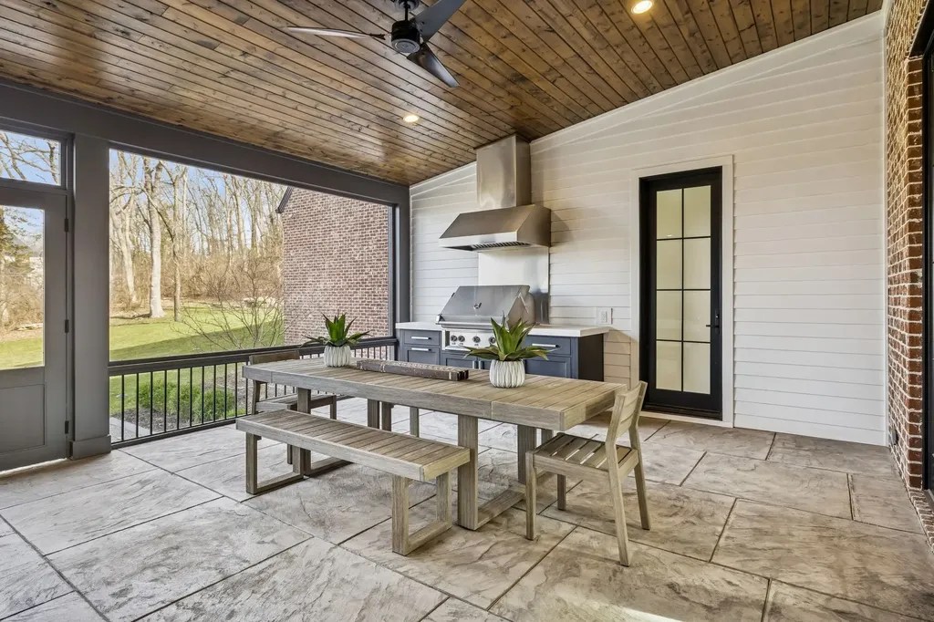4520 Shys Hill Road Nashville TN 37215