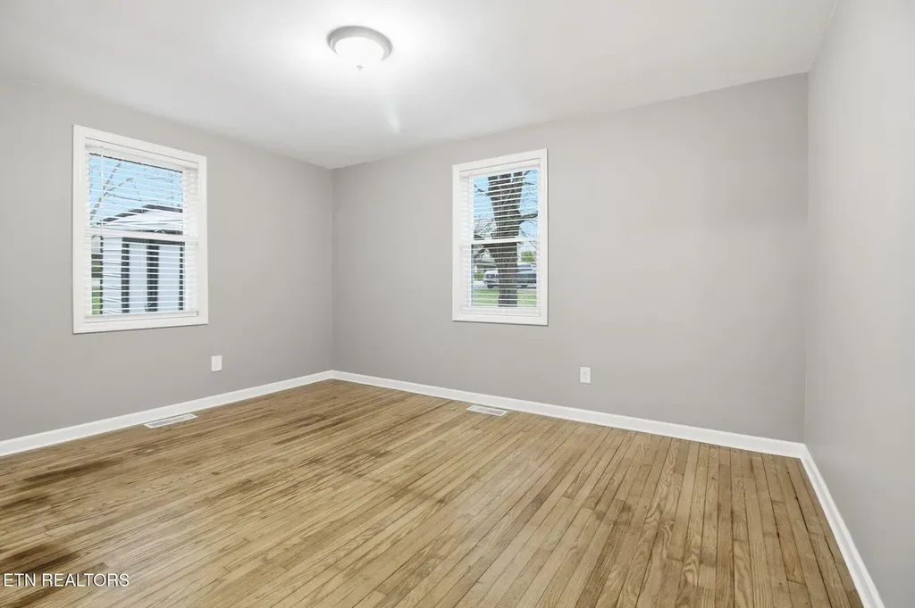 4114 Central Avenue Pike Knoxville TN 37912