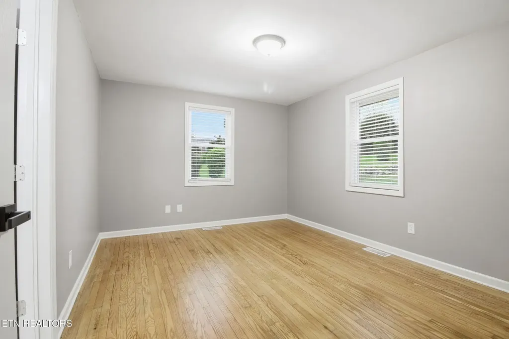 4114 Central Avenue Pike Knoxville TN 37912