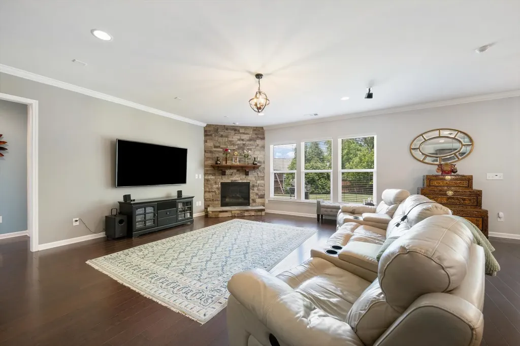 3011 Davinci Court Thompsons Station TN 37179