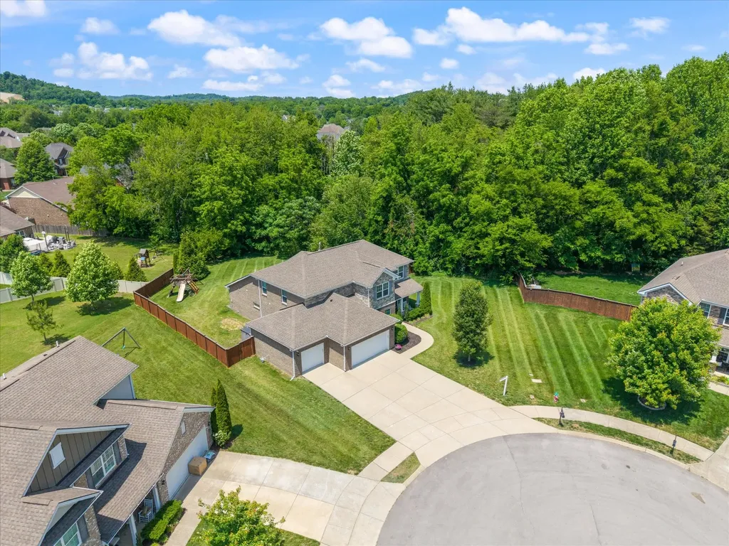 3011 Davinci Court Thompsons Station TN 37179
