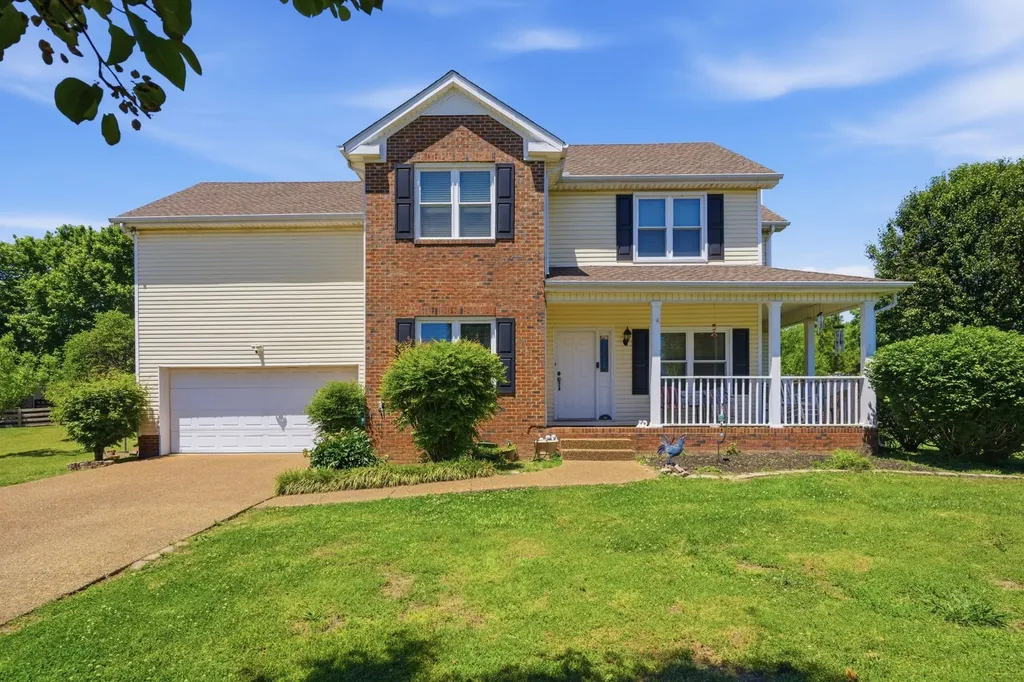 2204 Iroquois Place Thompsons Station TN 37179