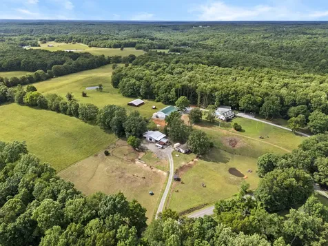 1126 Cedar Creek Road Vanleer TN 37181