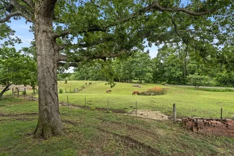 1126 Cedar Creek Road Vanleer TN 37181