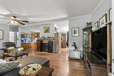 1126 Cedar Creek Road Vanleer TN 37181