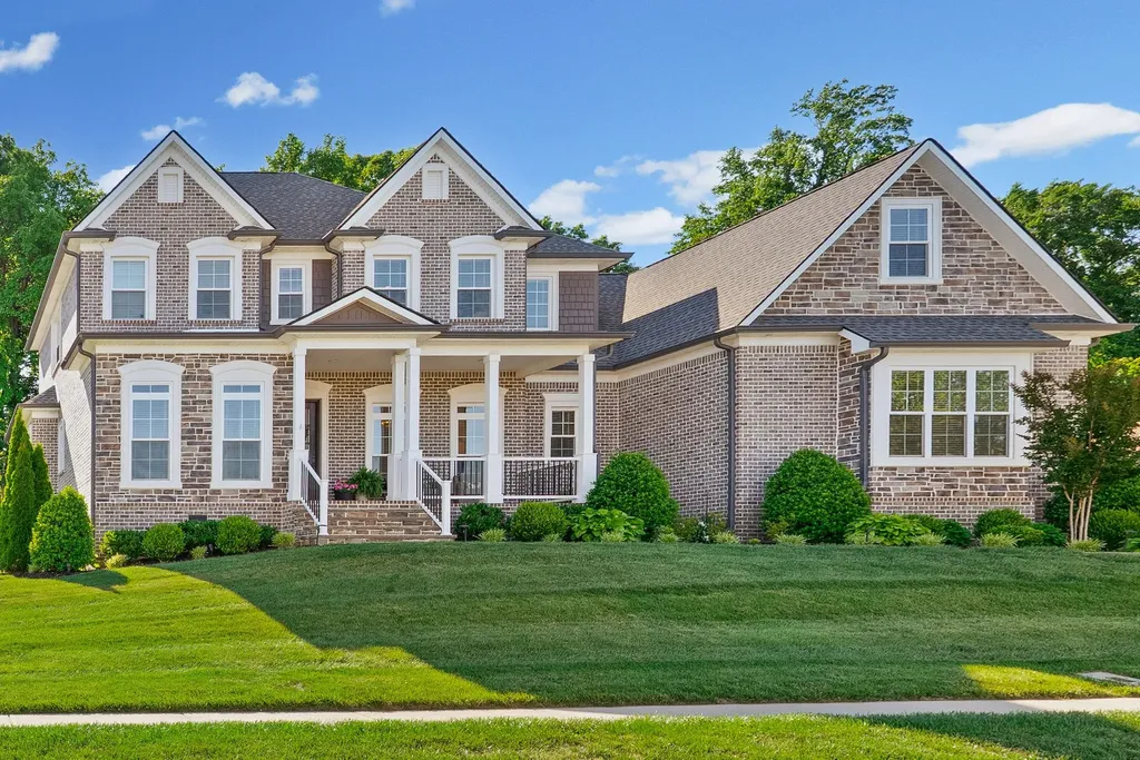 1432 Collins View Way Clarksville TN 37043