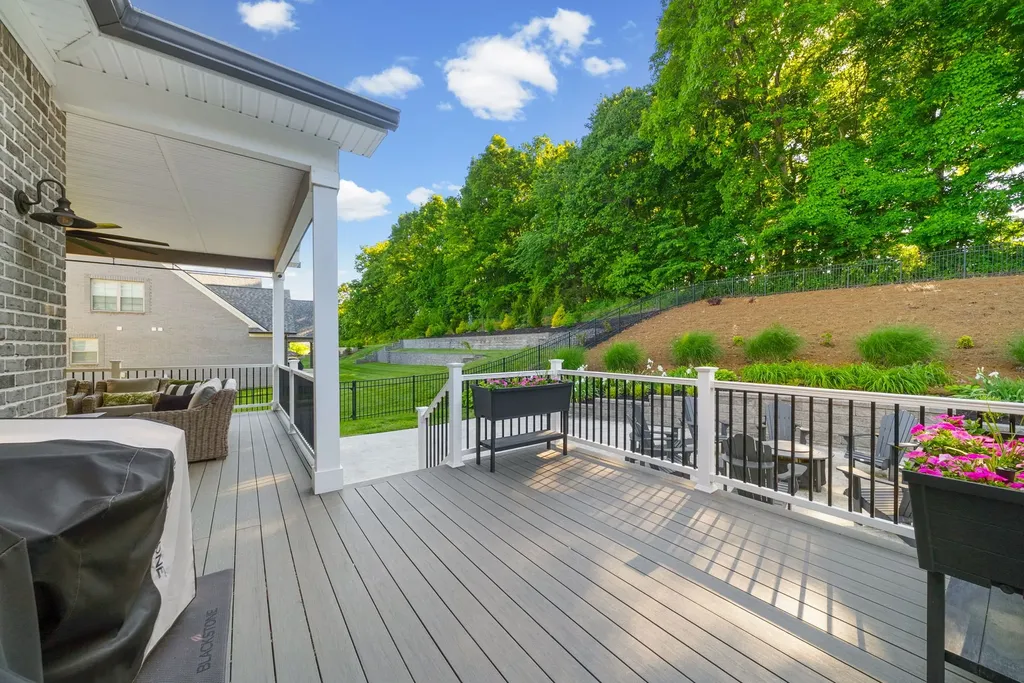 1432 Collins View Way Clarksville TN 37043