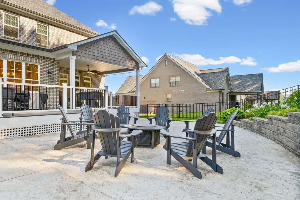 1432 Collins View Way Clarksville TN 37043