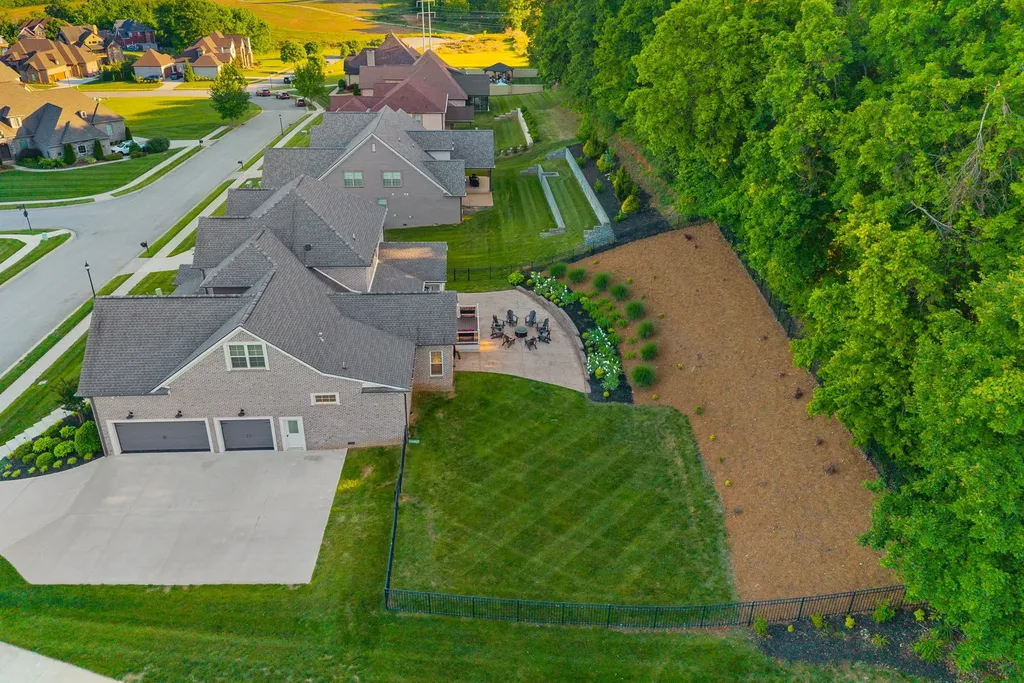 1432 Collins View Way Clarksville TN 37043