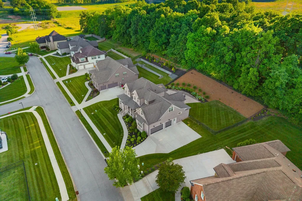 1432 Collins View Way Clarksville TN 37043