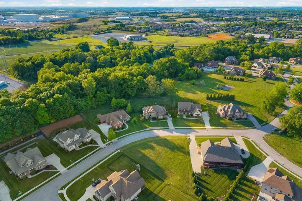 1432 Collins View Way Clarksville TN 37043