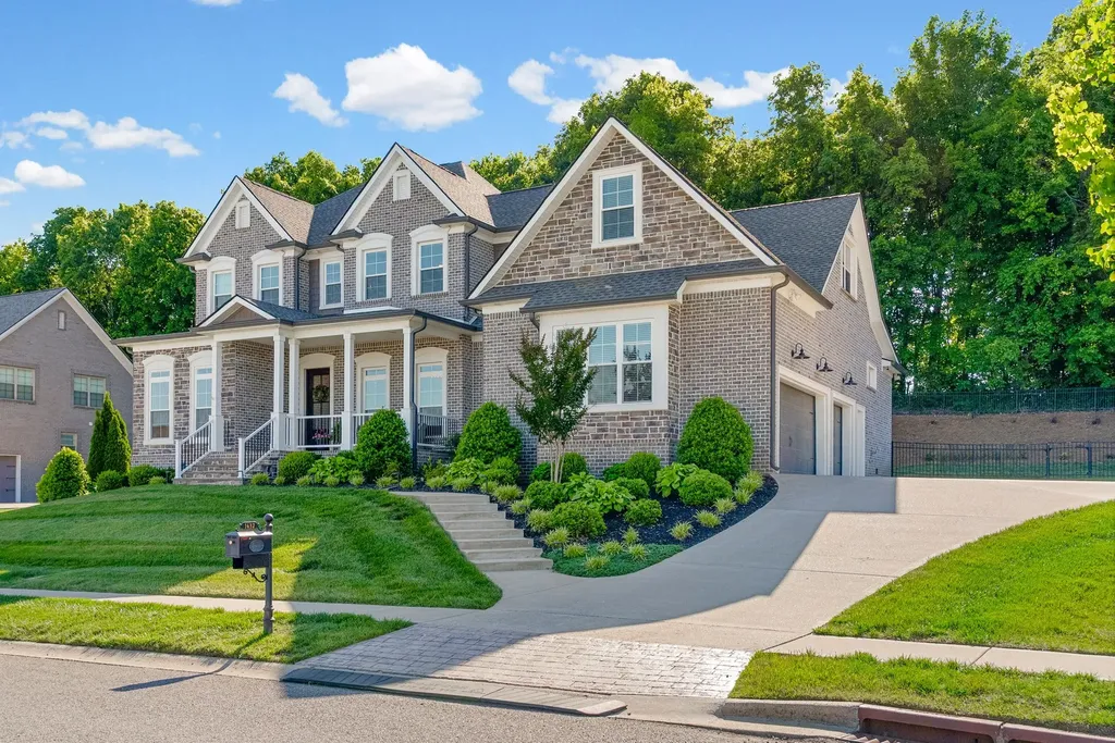 1432 Collins View Way Clarksville TN 37043