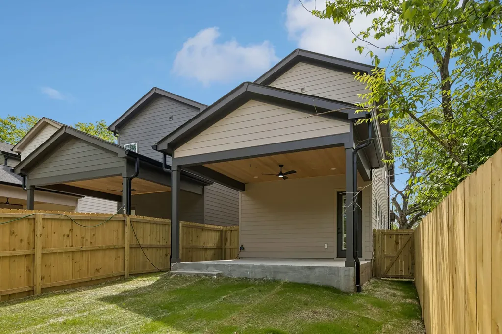 1809B Manchester Avenue Nashville TN 37218