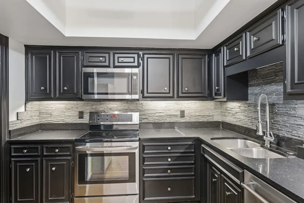 534 Armistead Place Nashville TN 37215