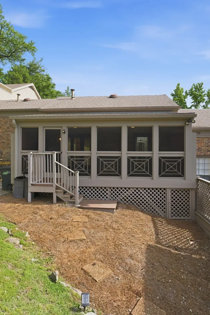 534 Armistead Place Nashville TN 37215