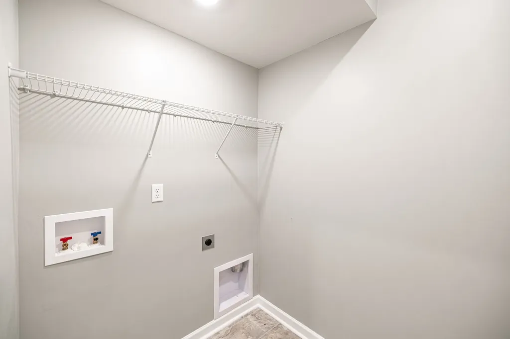 1168 Barry Baker Lane White House TN 37188