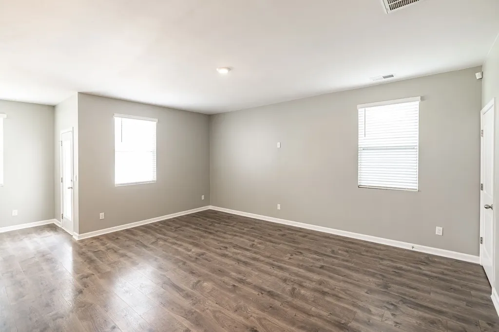 1168 Barry Baker Lane White House TN 37188