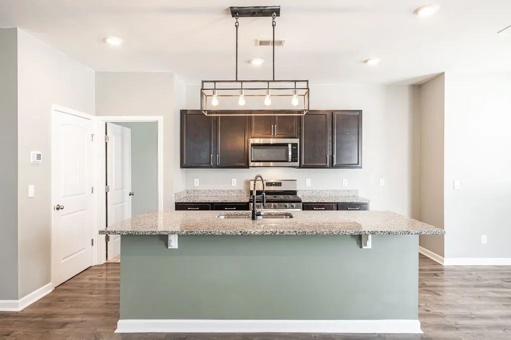 1168 Barry Baker Lane White House TN 37188