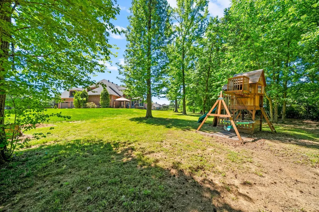 140 Danford Drive Clarksville TN 37043