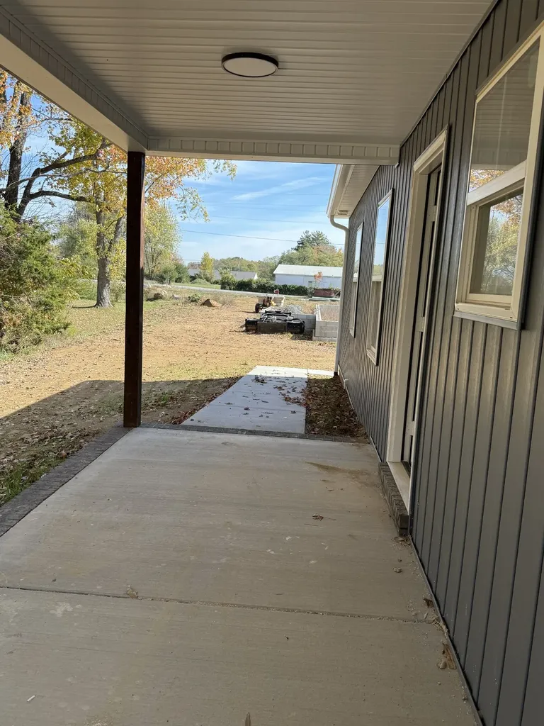 306 Cassie Drive Lafayette TN 37083