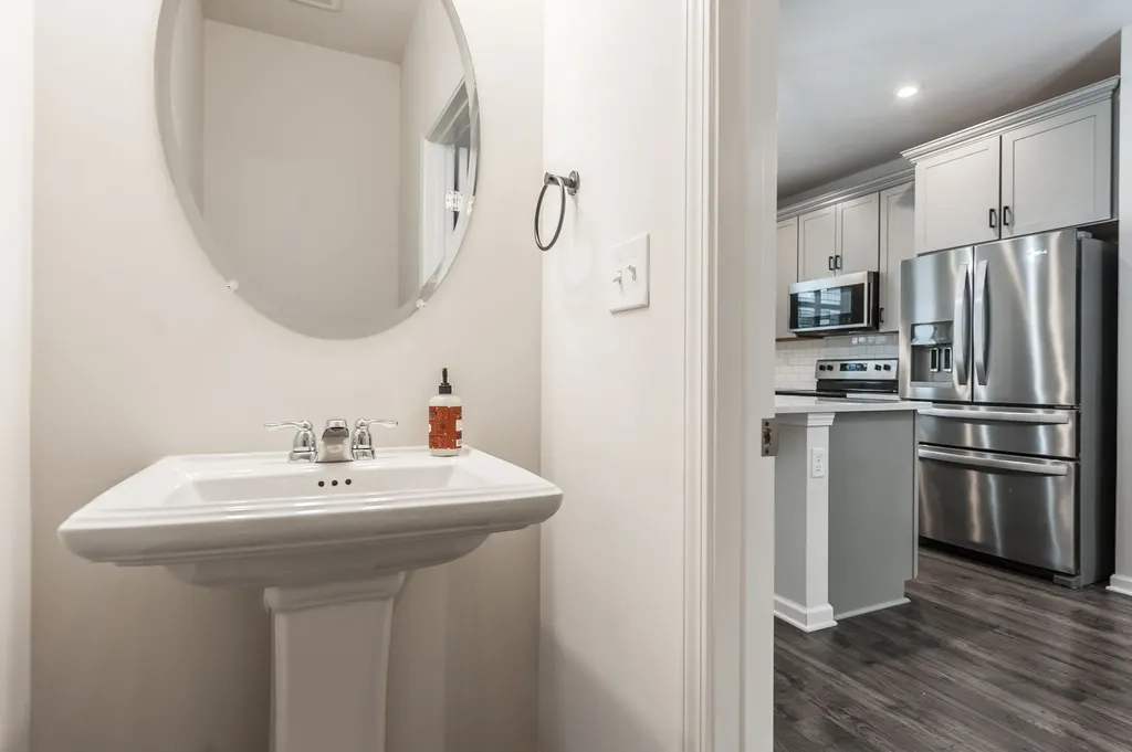615 Old Hickory Boulevard Nashville TN 37209