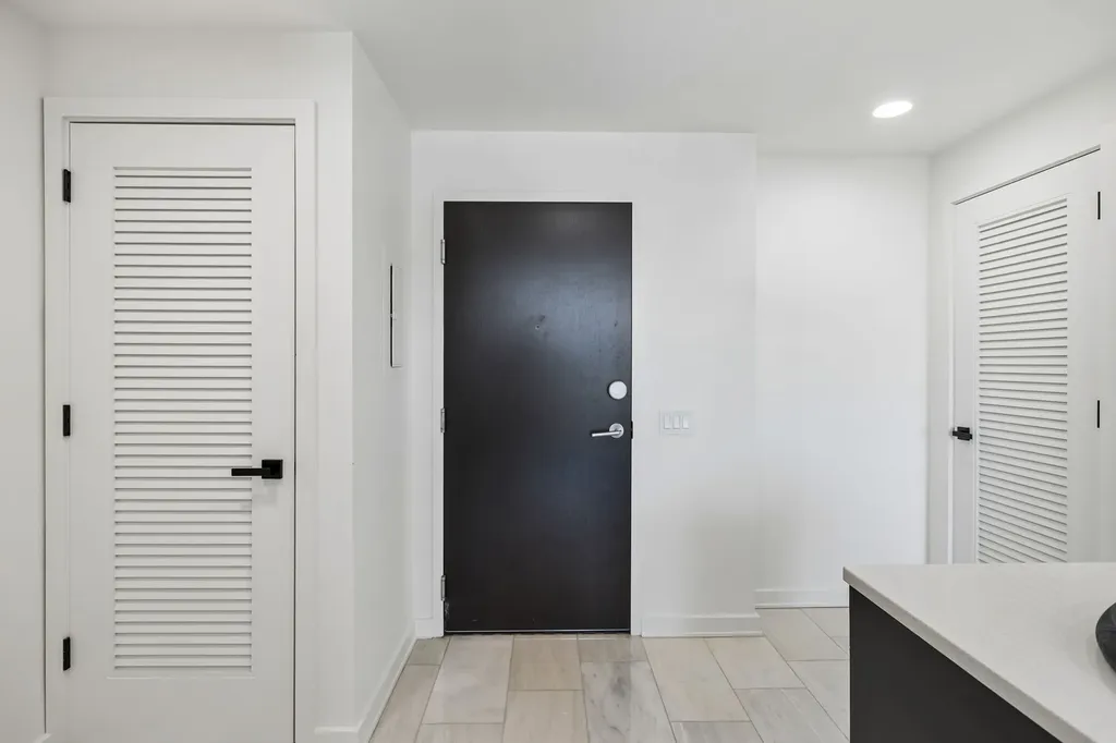 1212 Laurel Nashville TN 37203