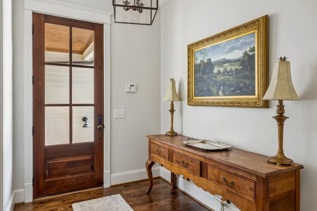 8706 Poplar Creek Road Nashville TN 37221
