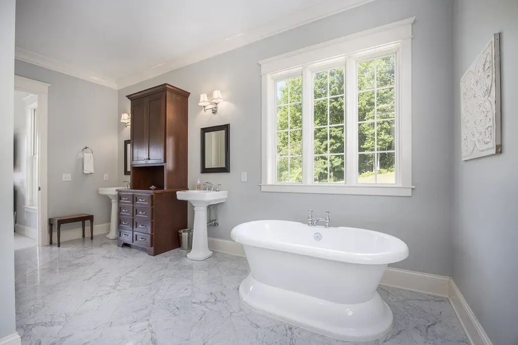 8706 Poplar Creek Road Nashville TN 37221