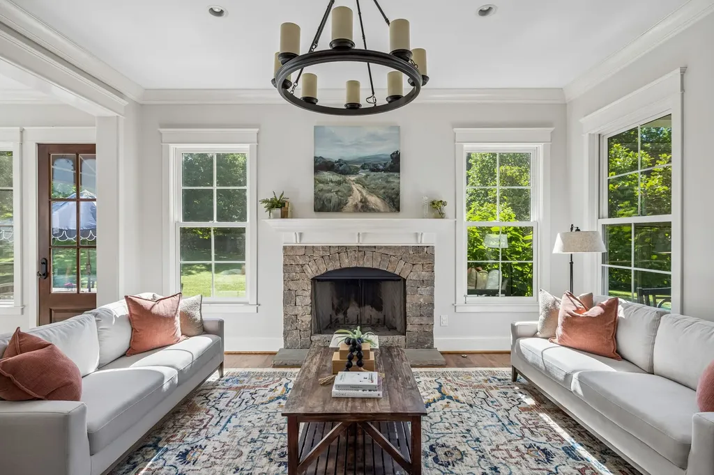 8706 Poplar Creek Road Nashville TN 37221