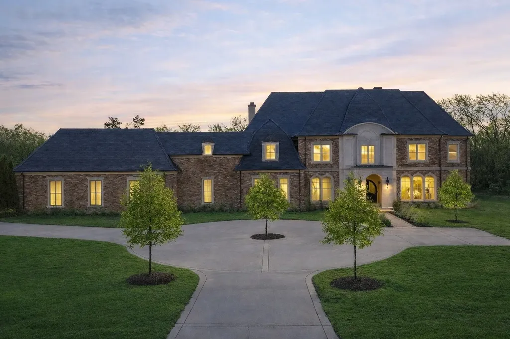 2122 Old Hickory Boulevard Nashville TN 37215