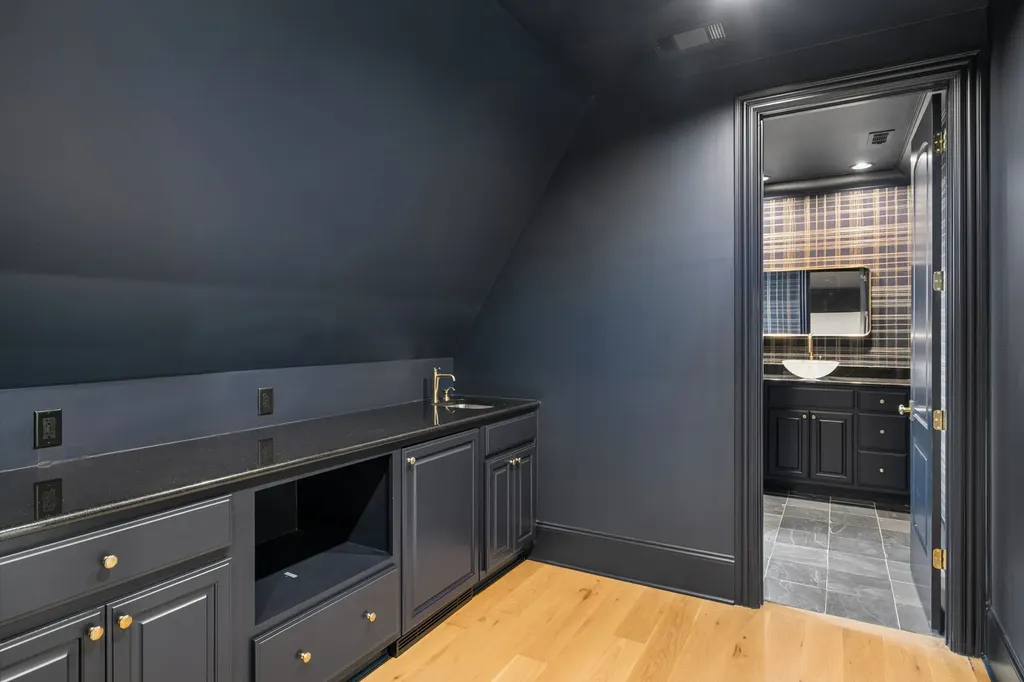 2122 Old Hickory Boulevard Nashville TN 37215