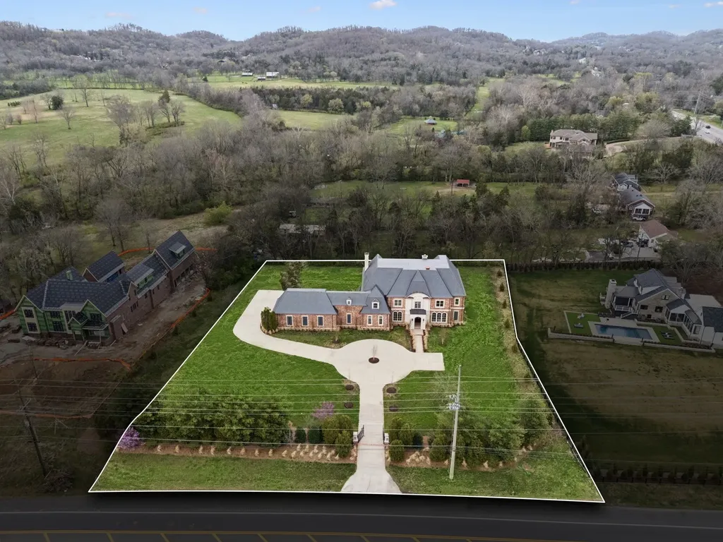 2122 Old Hickory Boulevard Nashville TN 37215