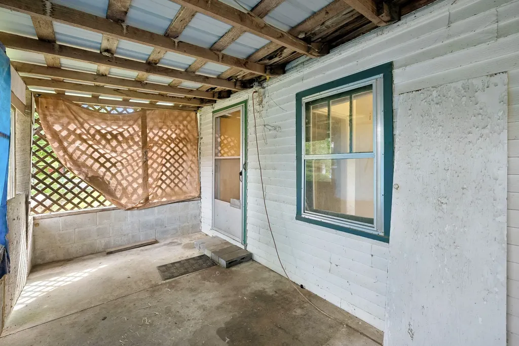 38 Holland Road Morrison TN 37357