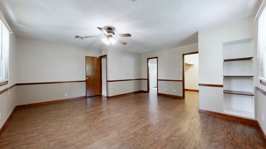1930 Old Russellville Pike Clarksville TN 37043