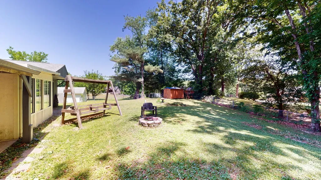 1930 Old Russellville Pike Clarksville TN 37043