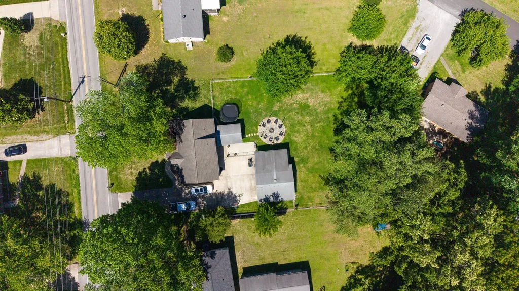 1930 Old Russellville Pike Clarksville TN 37043
