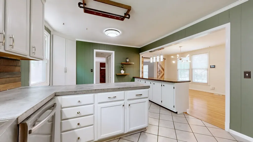 1930 Old Russellville Pike Clarksville TN 37043