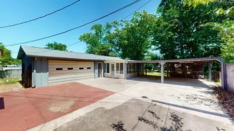 1930 Old Russellville Pike Clarksville TN 37043