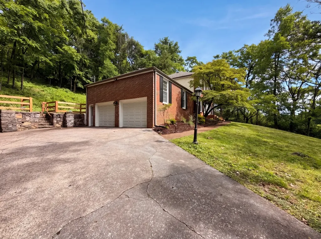 5416 Forest Acres Drive Nashville TN 37220