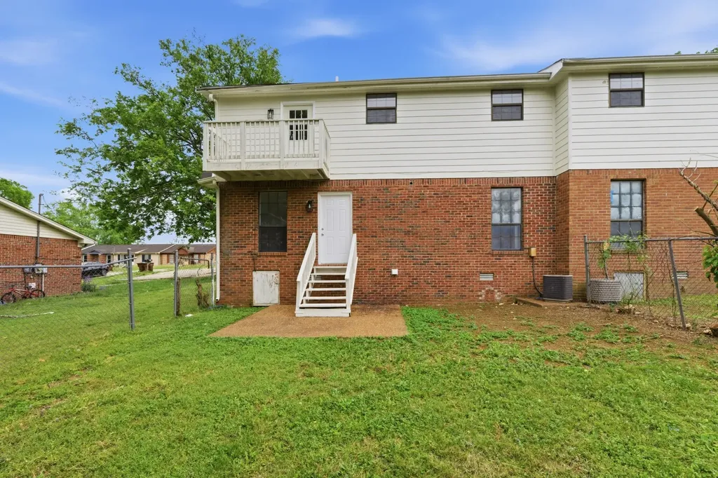 1520 Meadow Bend Drive Madison TN 37115